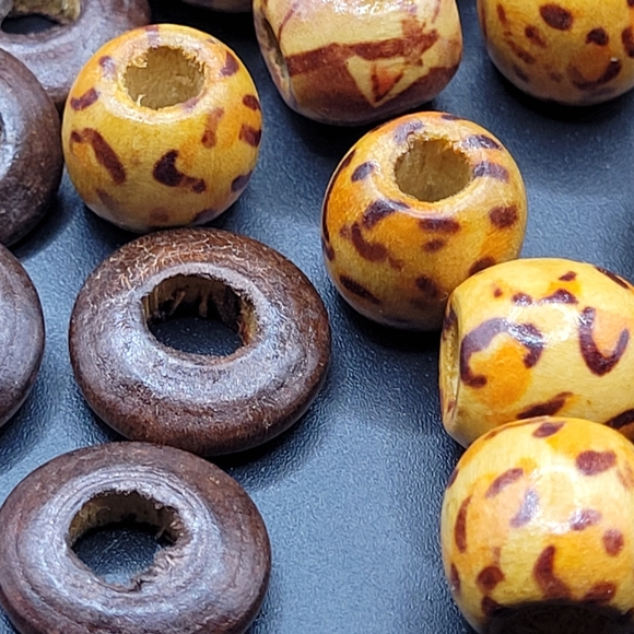 NEW-30 PC Mixed Lot of Wooden Large Hole European Beads - Picture 3 of 5